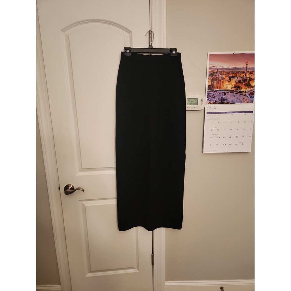 St. John Basics Long Black Wool Skirt w/ Side Slit Size 4